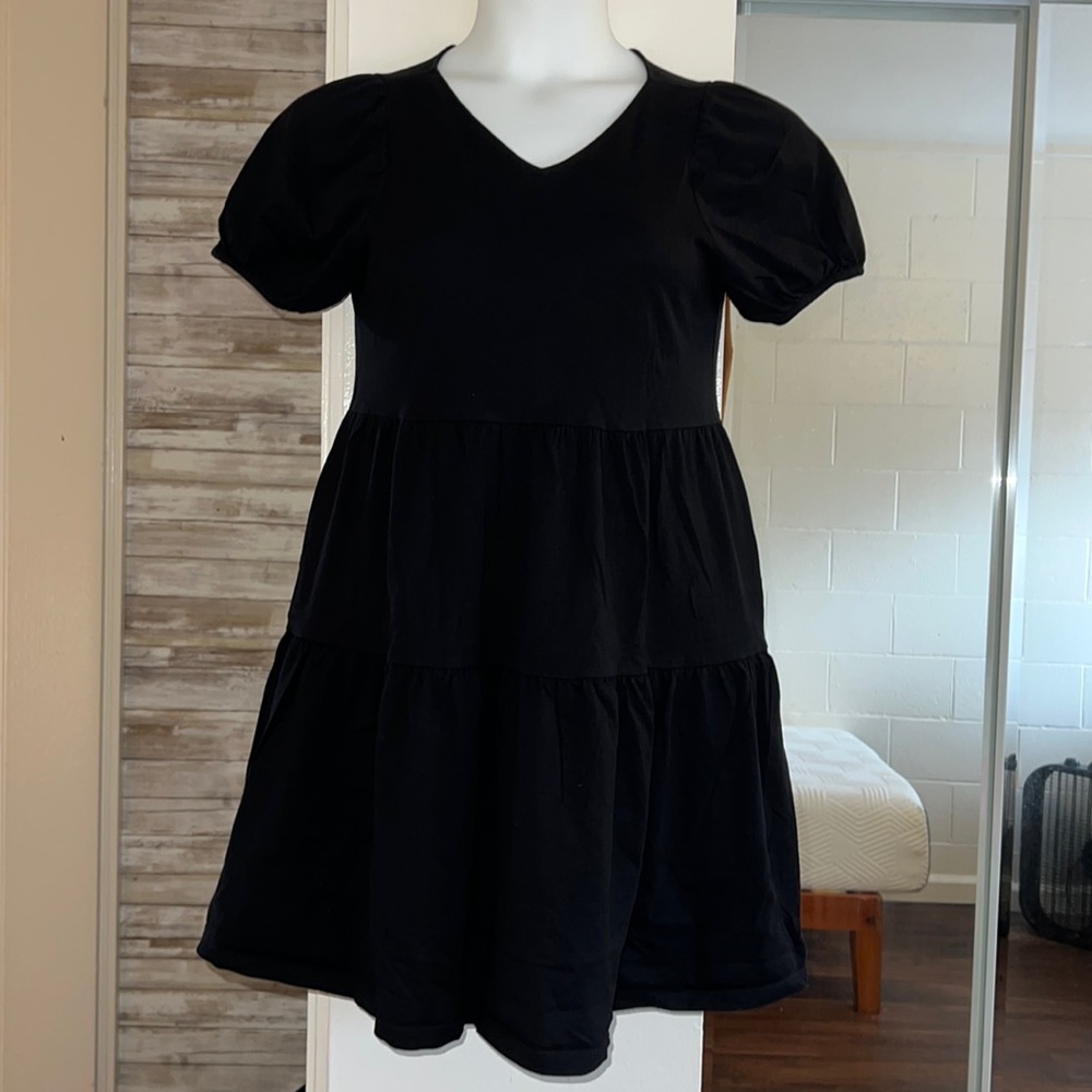 UNIQLO BLACK DRESS